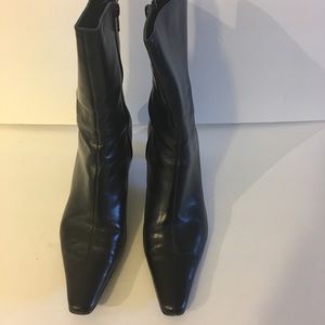 Nine West black leather Ladies sz 7
